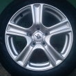 Brock RC19 KS je z�kazn�ky nejobliben�j�� disk, jak pro zimu tak pro l�to. Hod� se prakticky ke ka�d�mu autu, opticky zv�t�uje kolo a p�sob� decentn� a p�itom m� sportovn� n�dech.